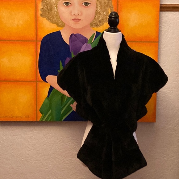 Mink Cap, Saga Furs - Picture 1 of 11